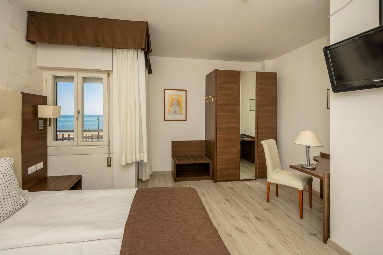 Hotel Adria Sul Mare Caorle Dış mekan fotoğraf