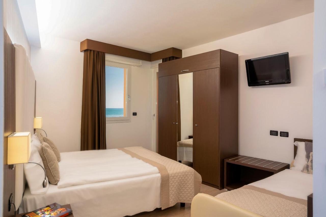 Hotel Adria Sul Mare Caorle Dış mekan fotoğraf