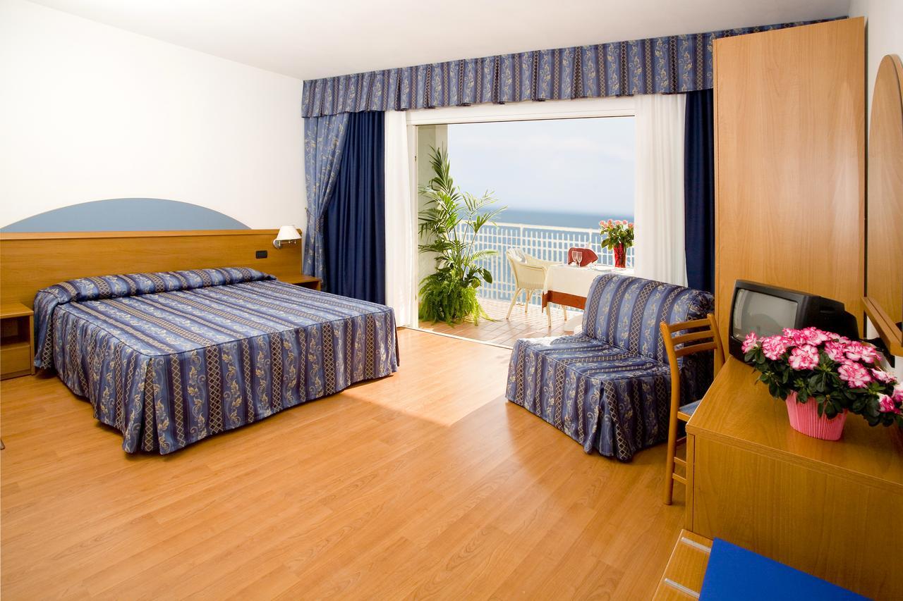 Hotel Adria Sul Mare Caorle Dış mekan fotoğraf