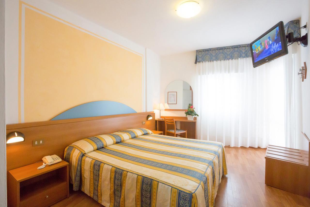 Hotel Adria Sul Mare Caorle Dış mekan fotoğraf