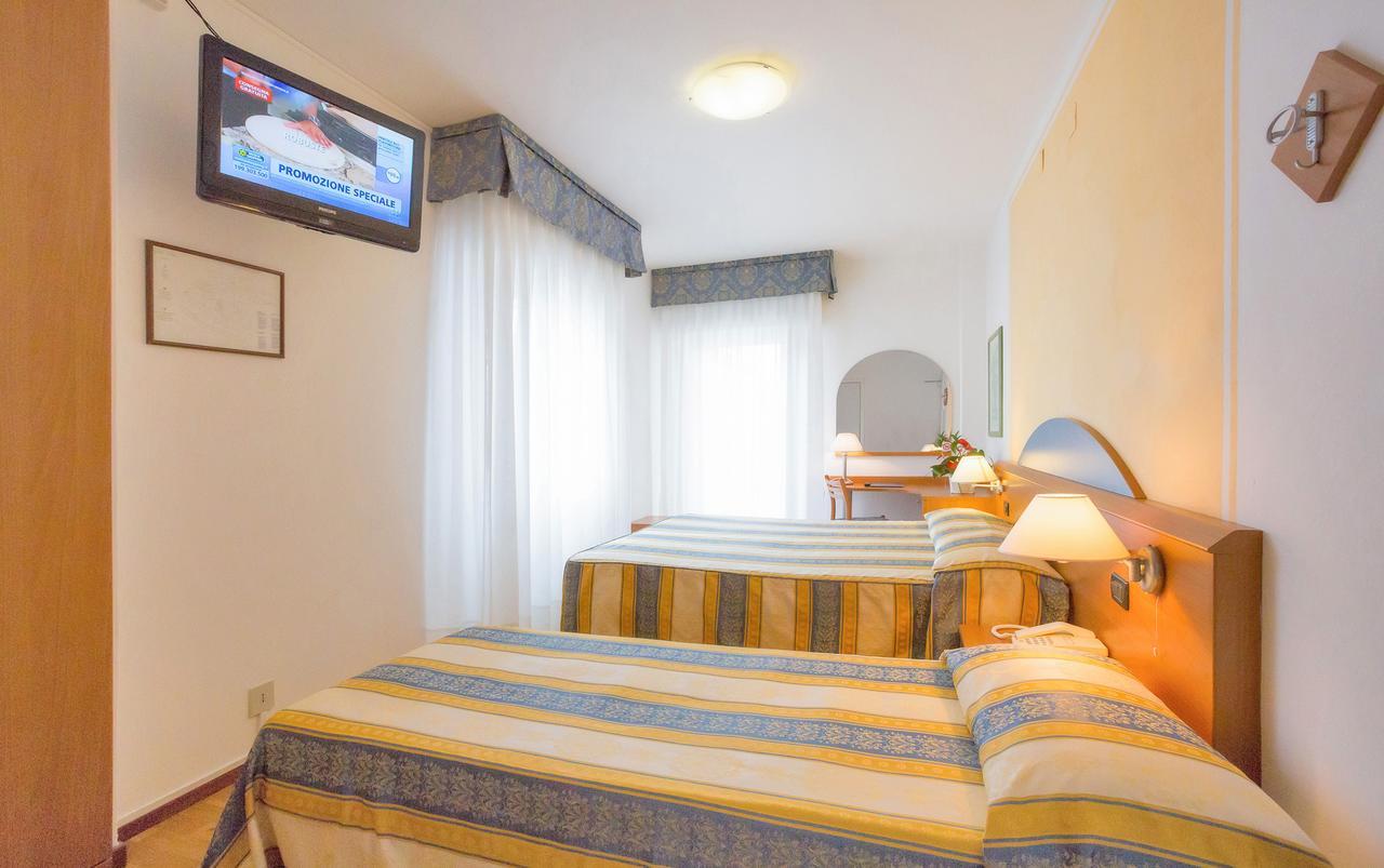 Hotel Adria Sul Mare Caorle Dış mekan fotoğraf